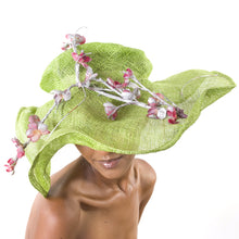 Load image into Gallery viewer, Ascot
