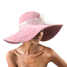 Load image into Gallery viewer, Lady
