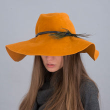 Load image into Gallery viewer, Jane
