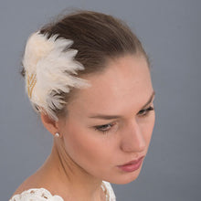 Load image into Gallery viewer, Golden Swan Comb
